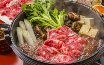 和牛すき焼き店 {{brizy_dc_image_alt imageSrc=